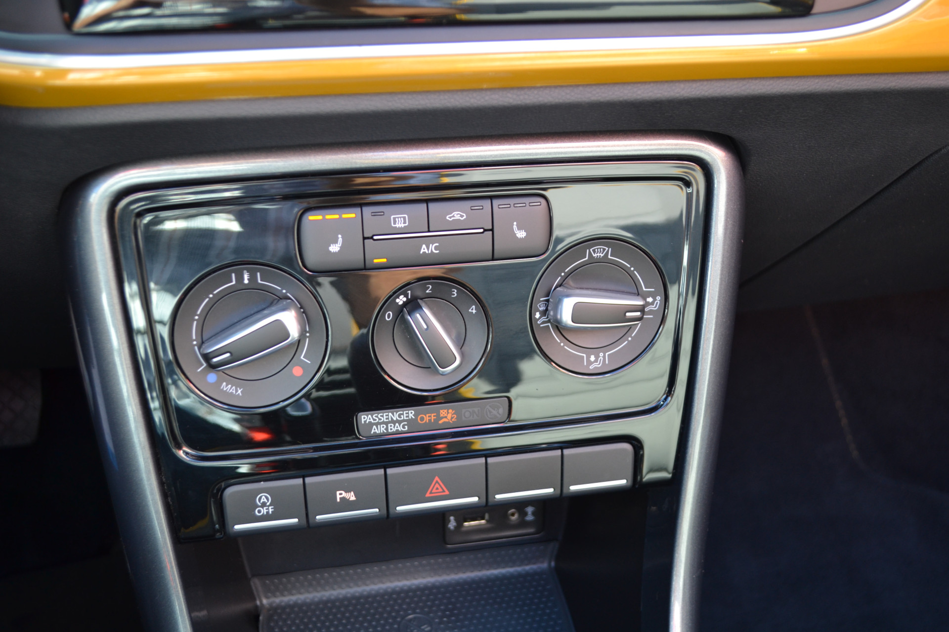 46013505-20.jpg